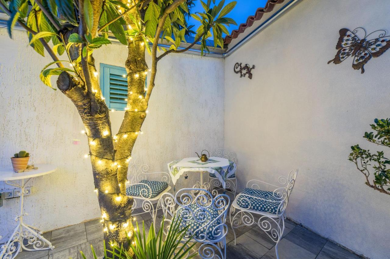 Villa Emilia Vodice Exterior photo